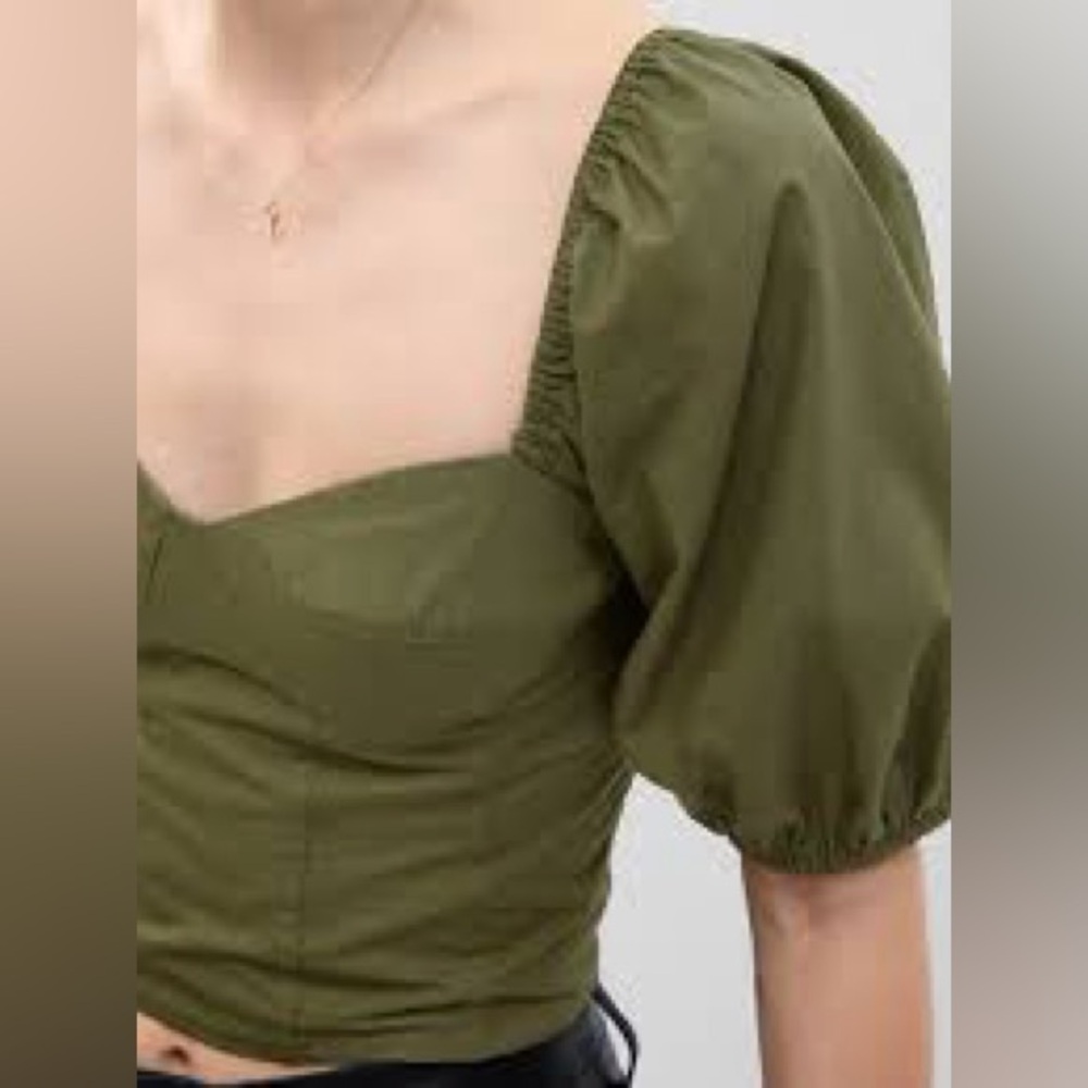 GAP Smocked Puff-Sleeve Crop Top – Size S - Picture 2 of 5